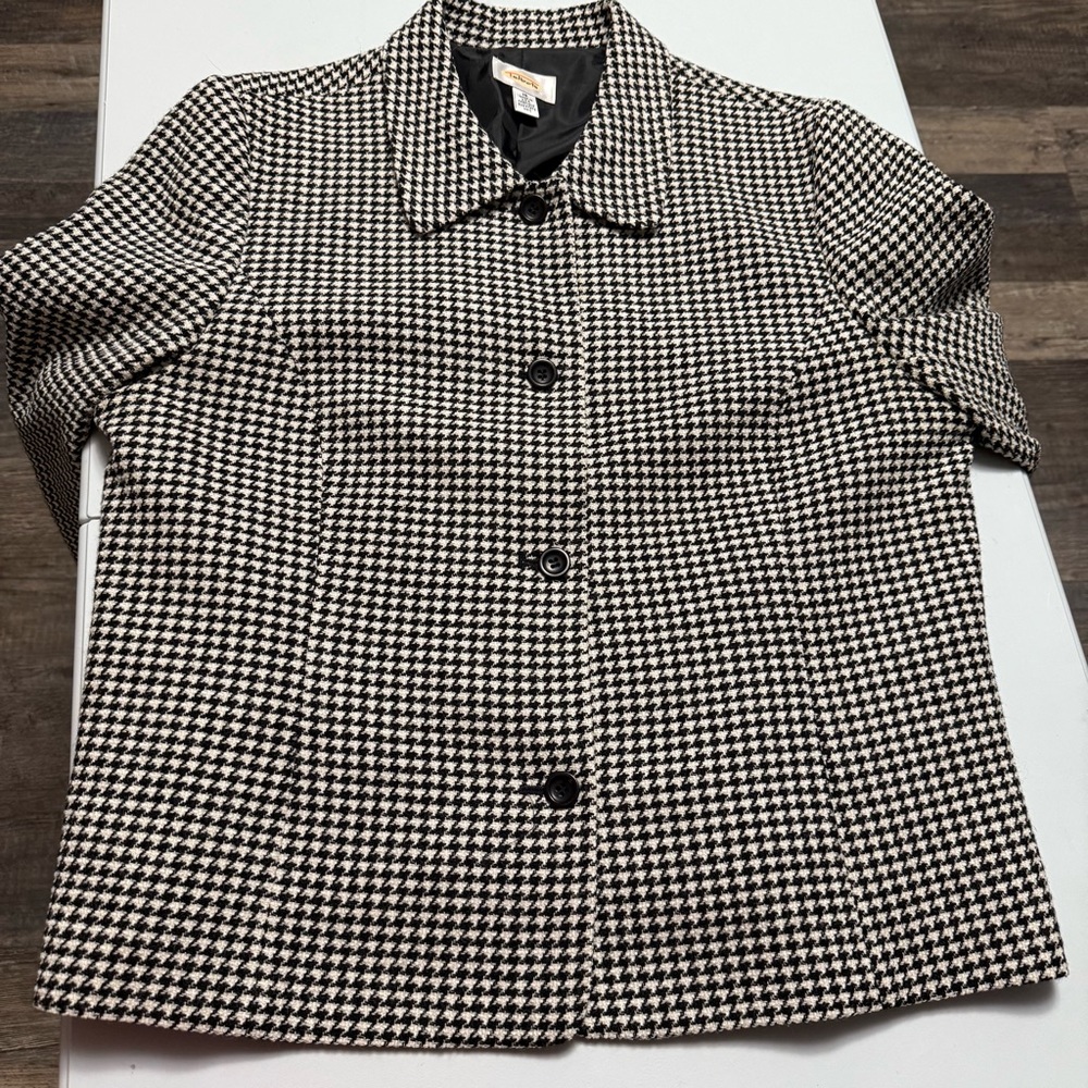 Talbots Houndstooth Blazer size 18